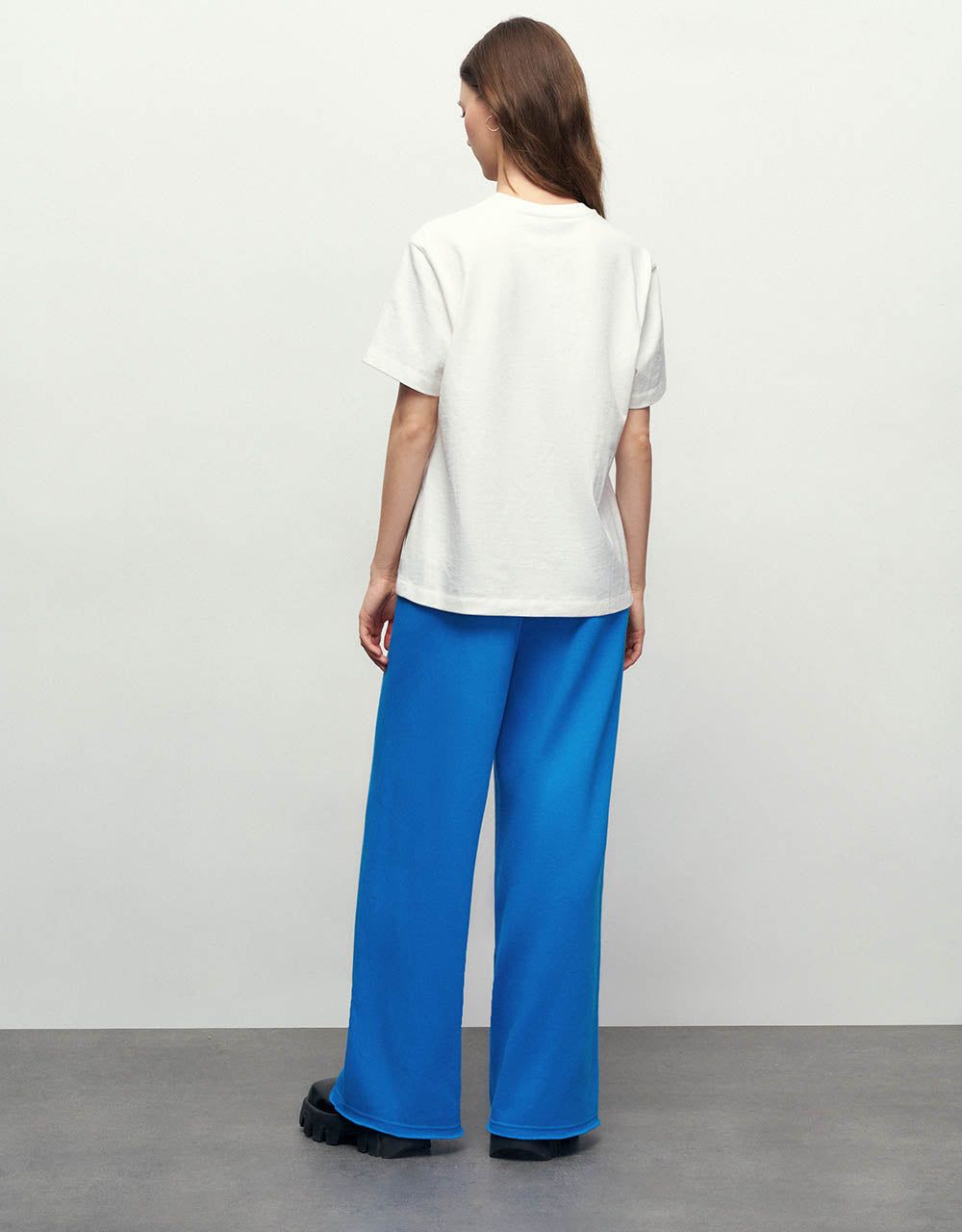 Drawstring Waist Knitted Wide-Leg Pants sold by Urban Revivo product image thumbnail 5