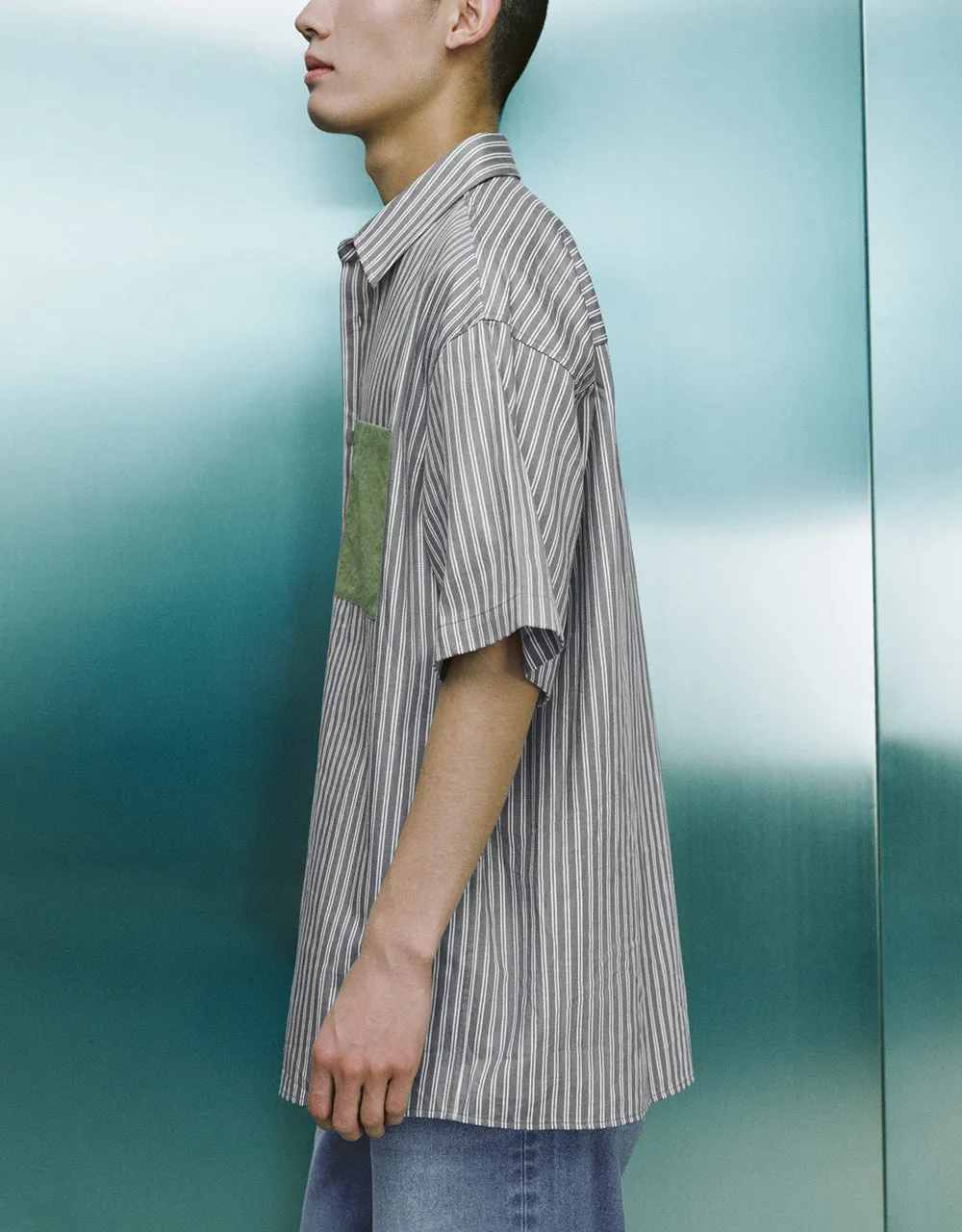 Striped Loose Shirt sold by Urban Revivo product image thumbnail 3