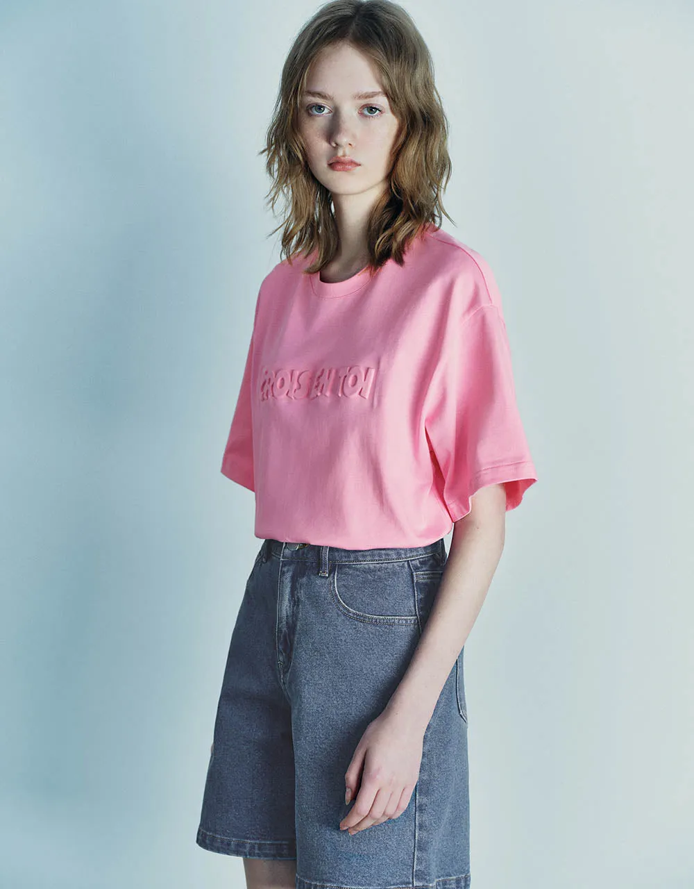 Letter Embossed Crew Neck Loose T-Shirt sold by Urban Revivo product image thumbnail 3