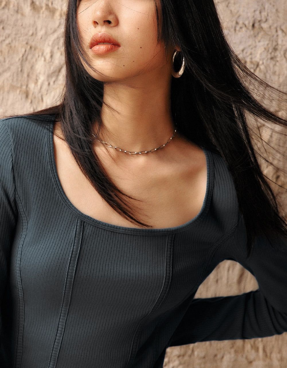 Square-Cut Collar Skinny T-Shirt sold by Urban Revivo product image thumbnail 5