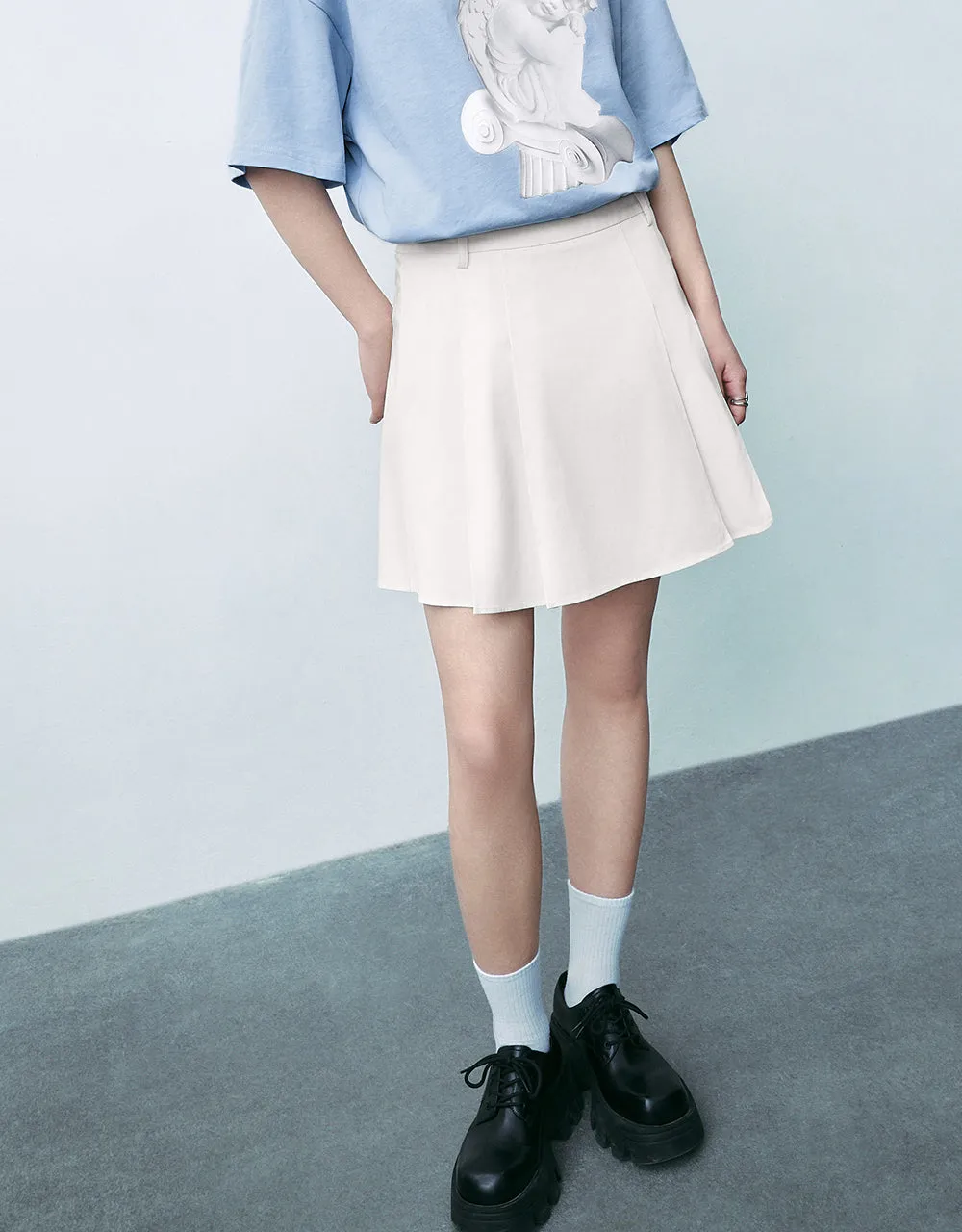 Pleated Mini A-Line Skirt sold by Urban Revivo product image thumbnail 4