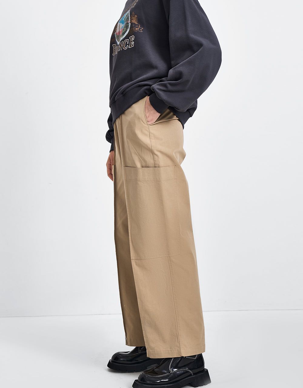 High Waist Wide Leg Pants sold by Urban Revivo product image thumbnail 4