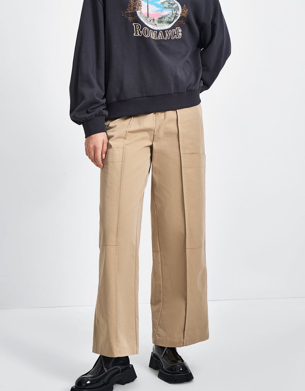 High Waist Wide Leg Pants sold by Urban Revivo product image thumbnail 2