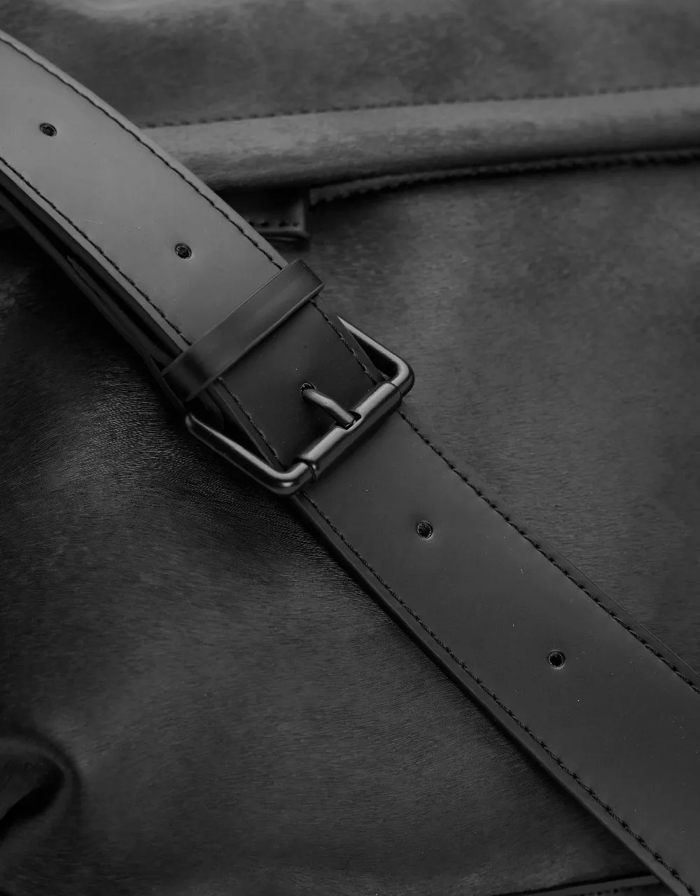 Vegan Leather Crossbody Bag sold by Urban Revivo product image thumbnail 5