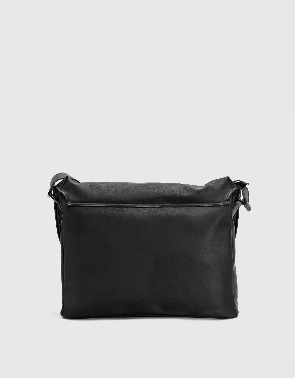 Vegan Leather Crossbody Bag sold by Urban Revivo product image thumbnail 4