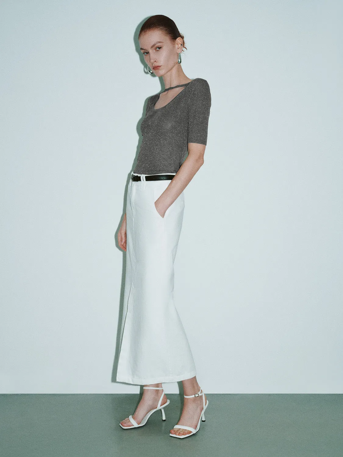 Keyhole Neck Skinny Knitted T-Shirt sold by Urban Revivo product image thumbnail 5