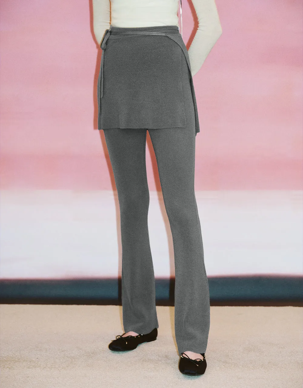 2 In 1 Knitted Skinny Flare Pants sold by Urban Revivo product image thumbnail 2