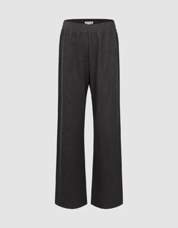 Elastic Waist Knitted Straight Pants sold by Urban Revivo