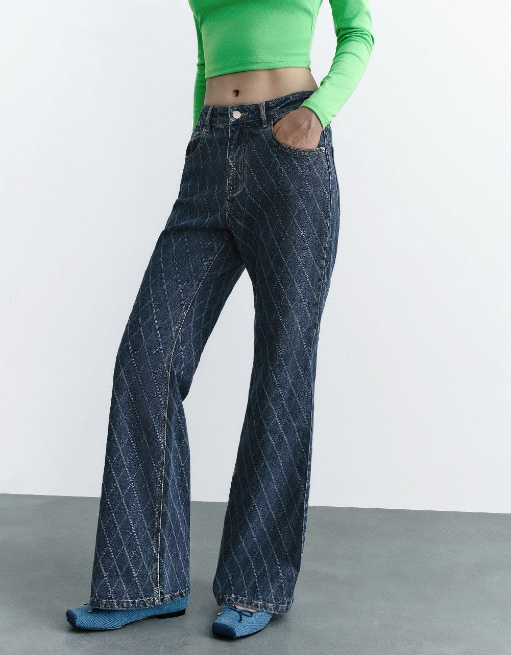 Flare Jeans sold by Urban Revivo product image thumbnail 4