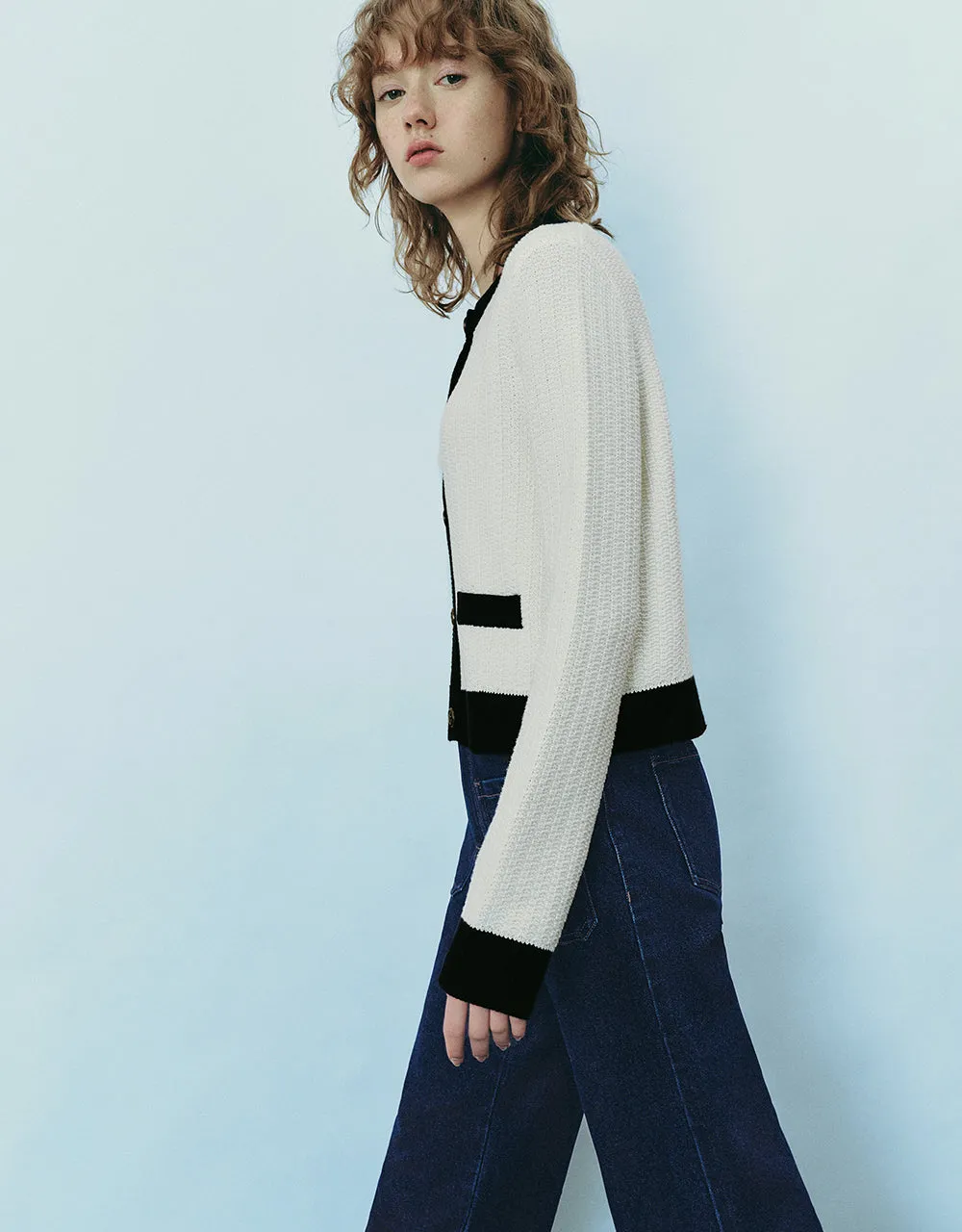 Crew Neck Knitted Cardigan sold by Urban Revivo product image thumbnail 3