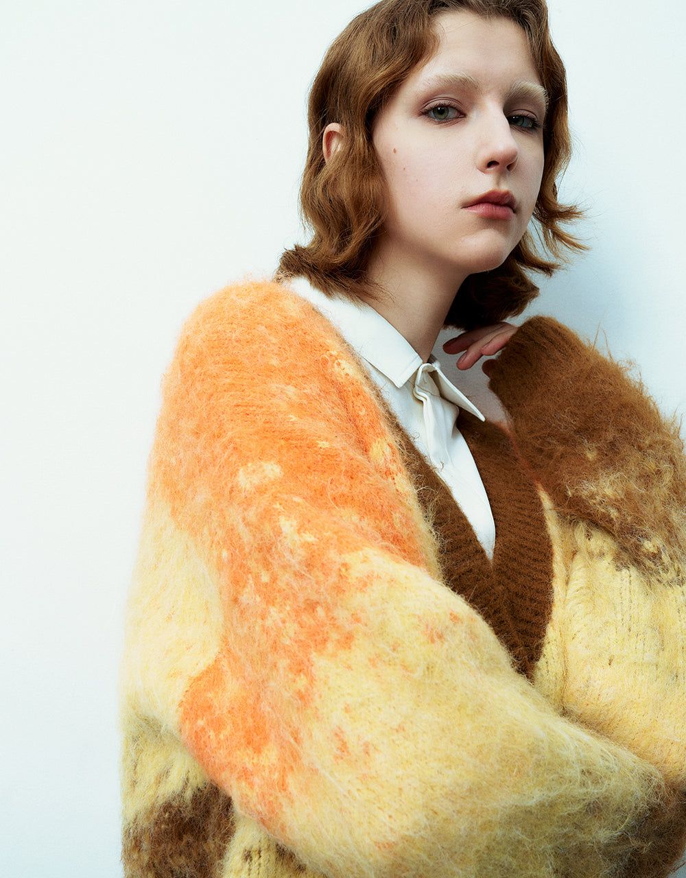 Colorblocks Furry V-Neck Knitted Cardigan sold by Urban Revivo product image thumbnail 5