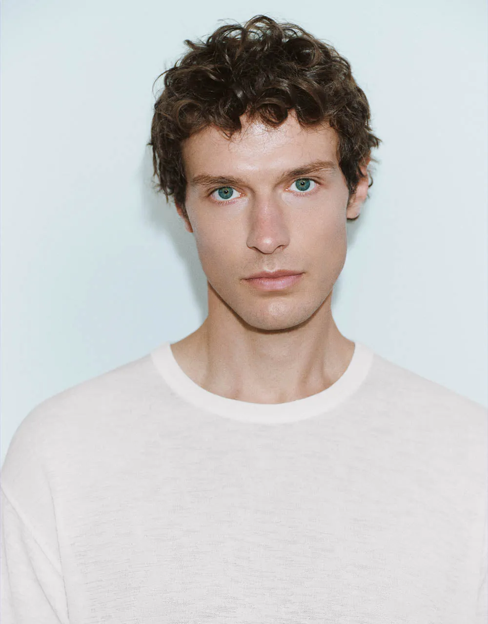 Crew Neck Loose T-Shirt sold by Urban Revivo product image thumbnail 4