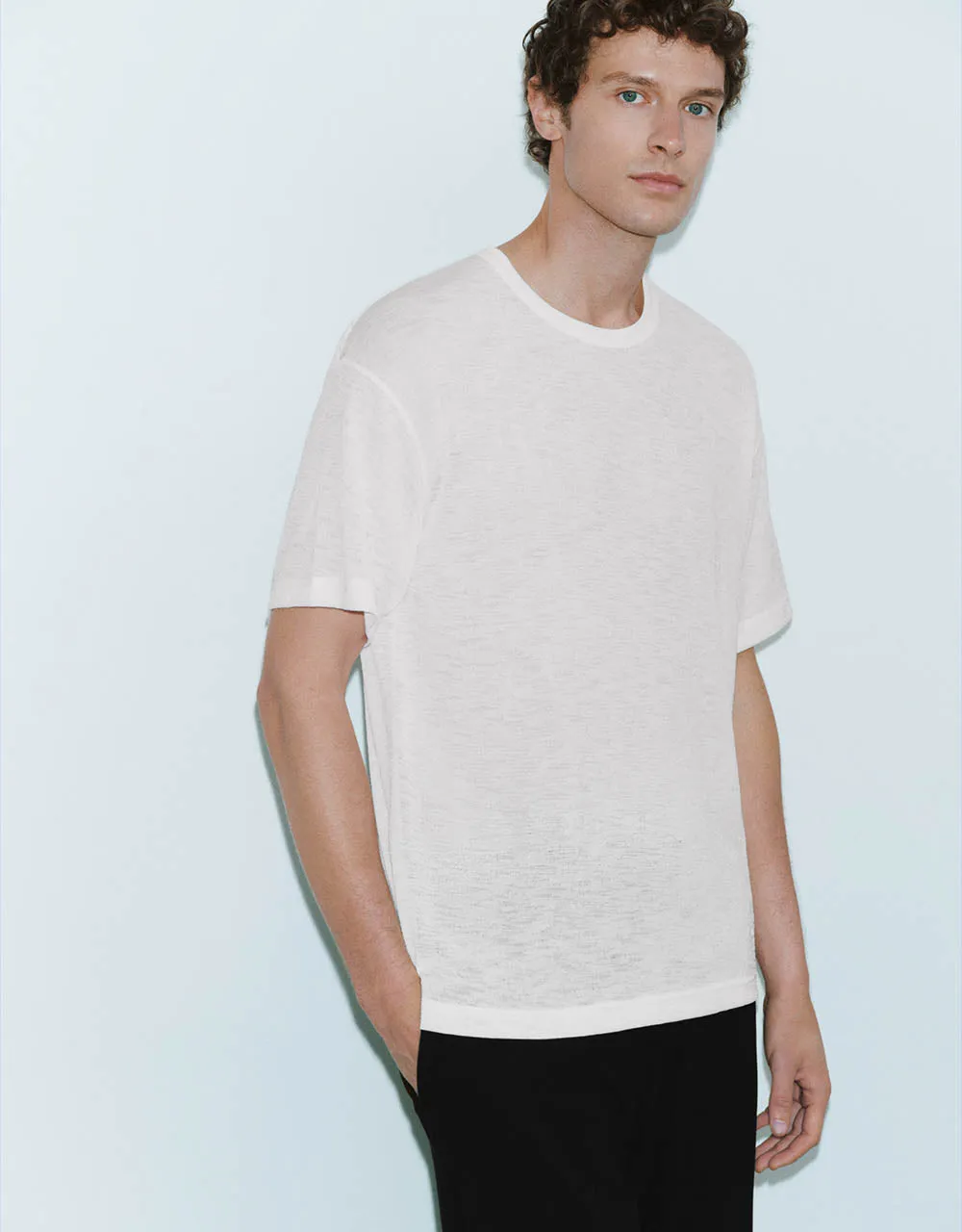 Crew Neck Loose T-Shirt sold by Urban Revivo product image thumbnail 3