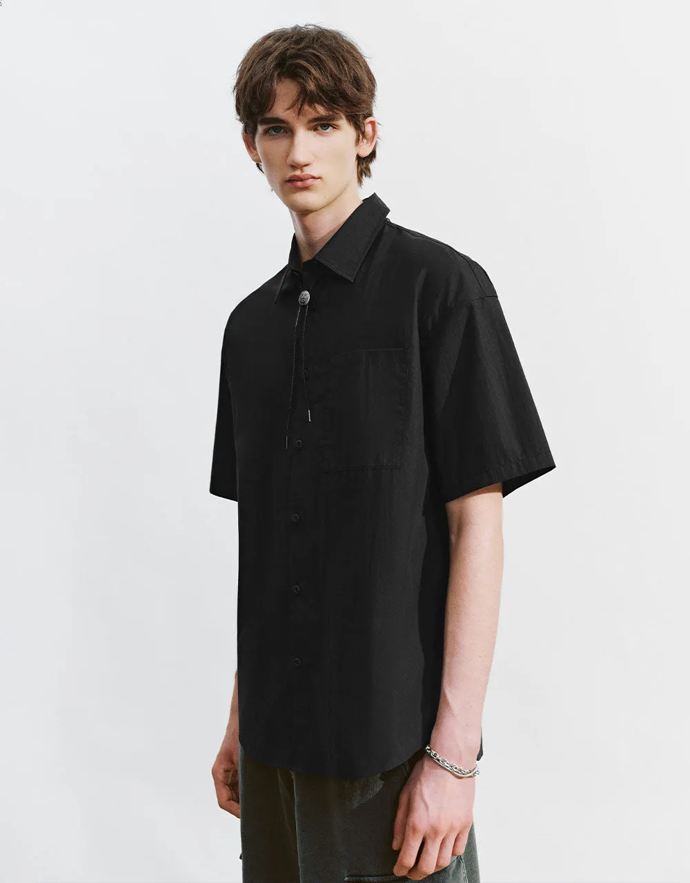Button Up Straight Loose Shirt sold by Urban Revivo product image thumbnail 2