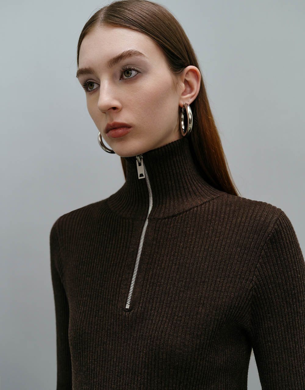 Zip Half Placket Stand Collar Knitted Dress sold by Urban Revivo product image thumbnail 5