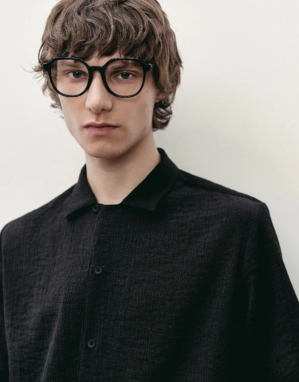 Straight Loose Shirt sold by Urban Revivo product image thumbnail 5