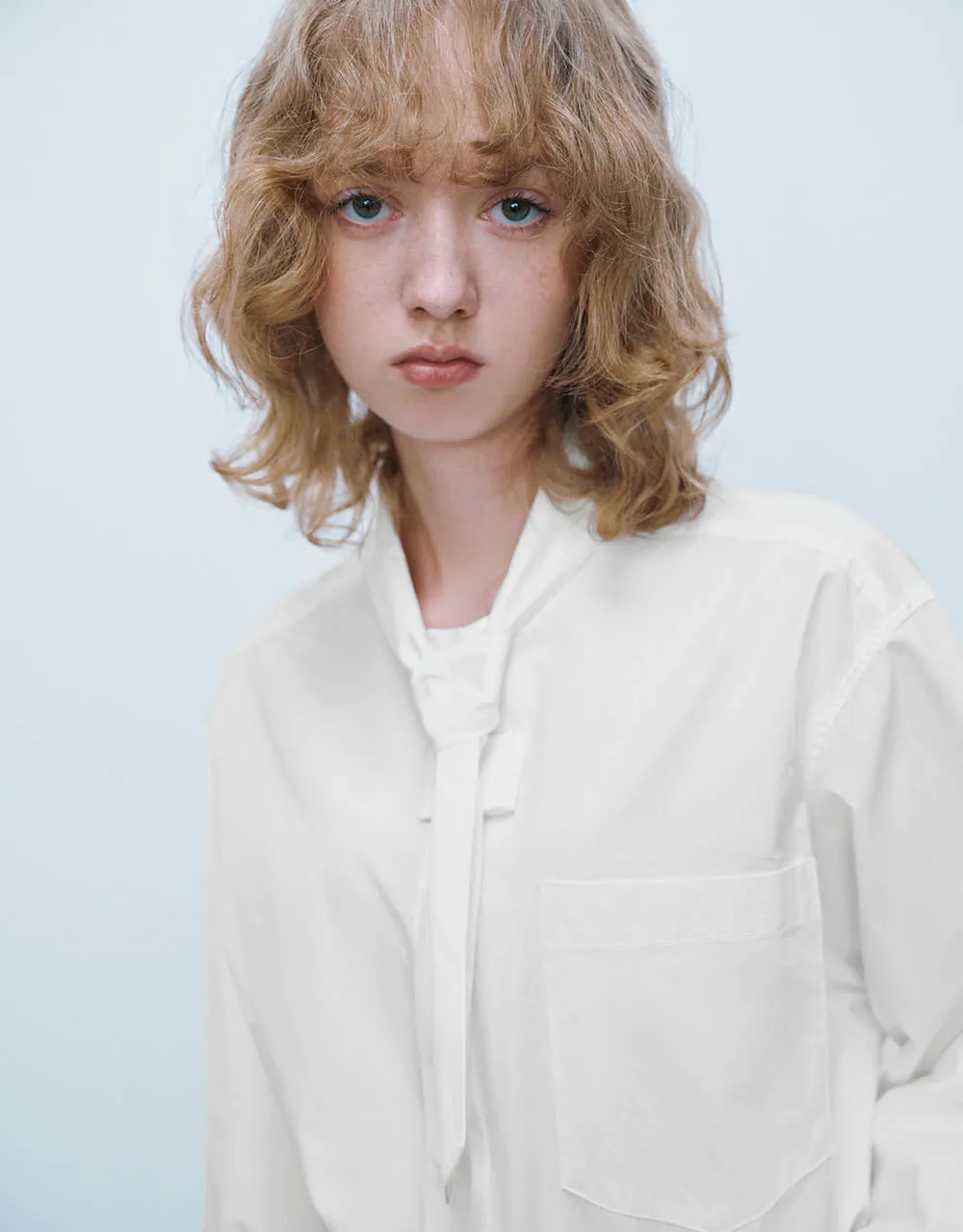 Loose Bow Neck Shirt sold by Urban Revivo product image thumbnail 4