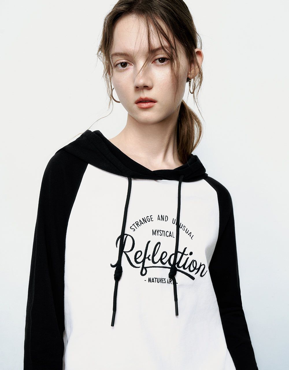 Letter Printed Hooded T-Shirt sold by Urban Revivo product image thumbnail 5