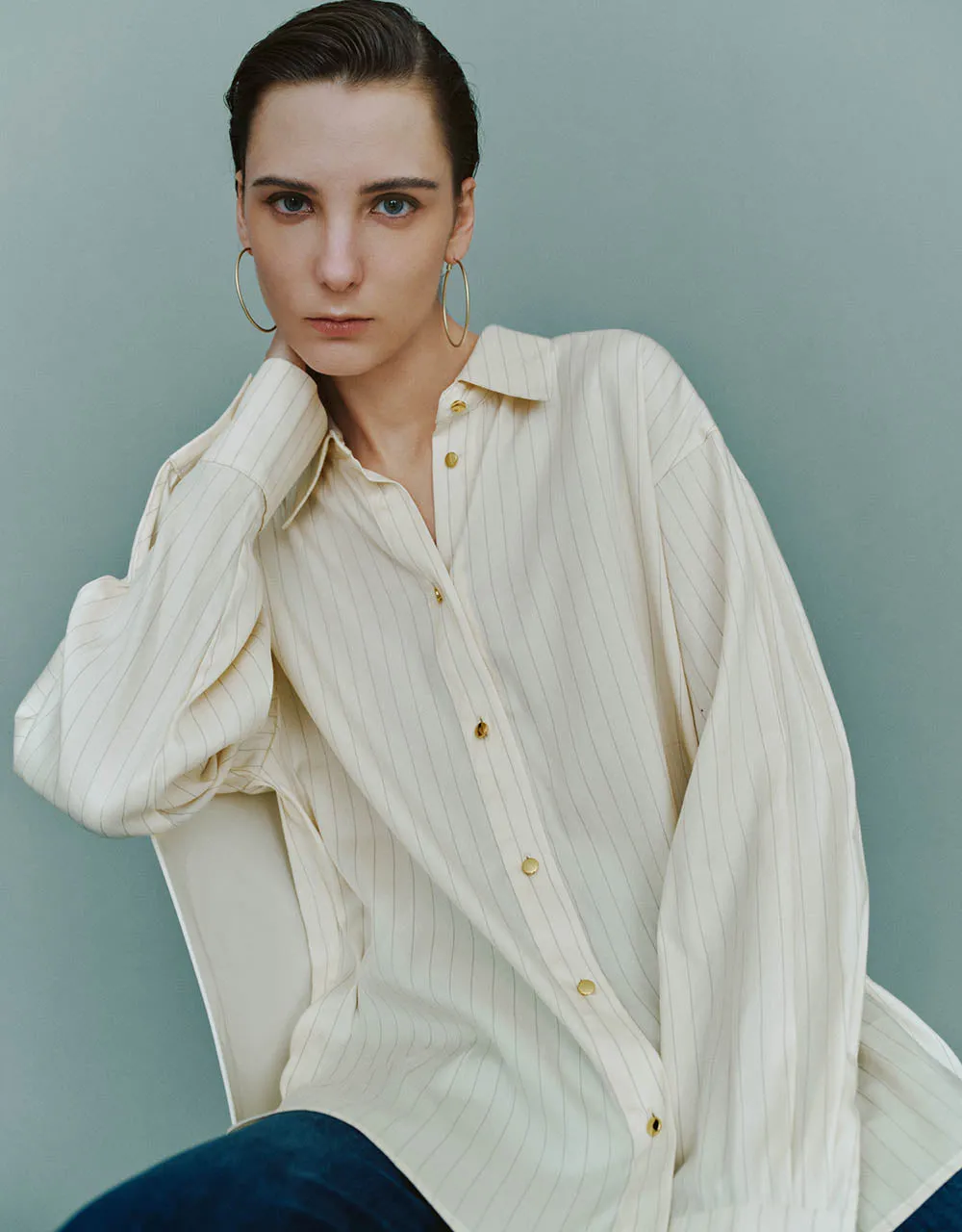 Button Up Straight Shirt sold by Urban Revivo product image thumbnail 3