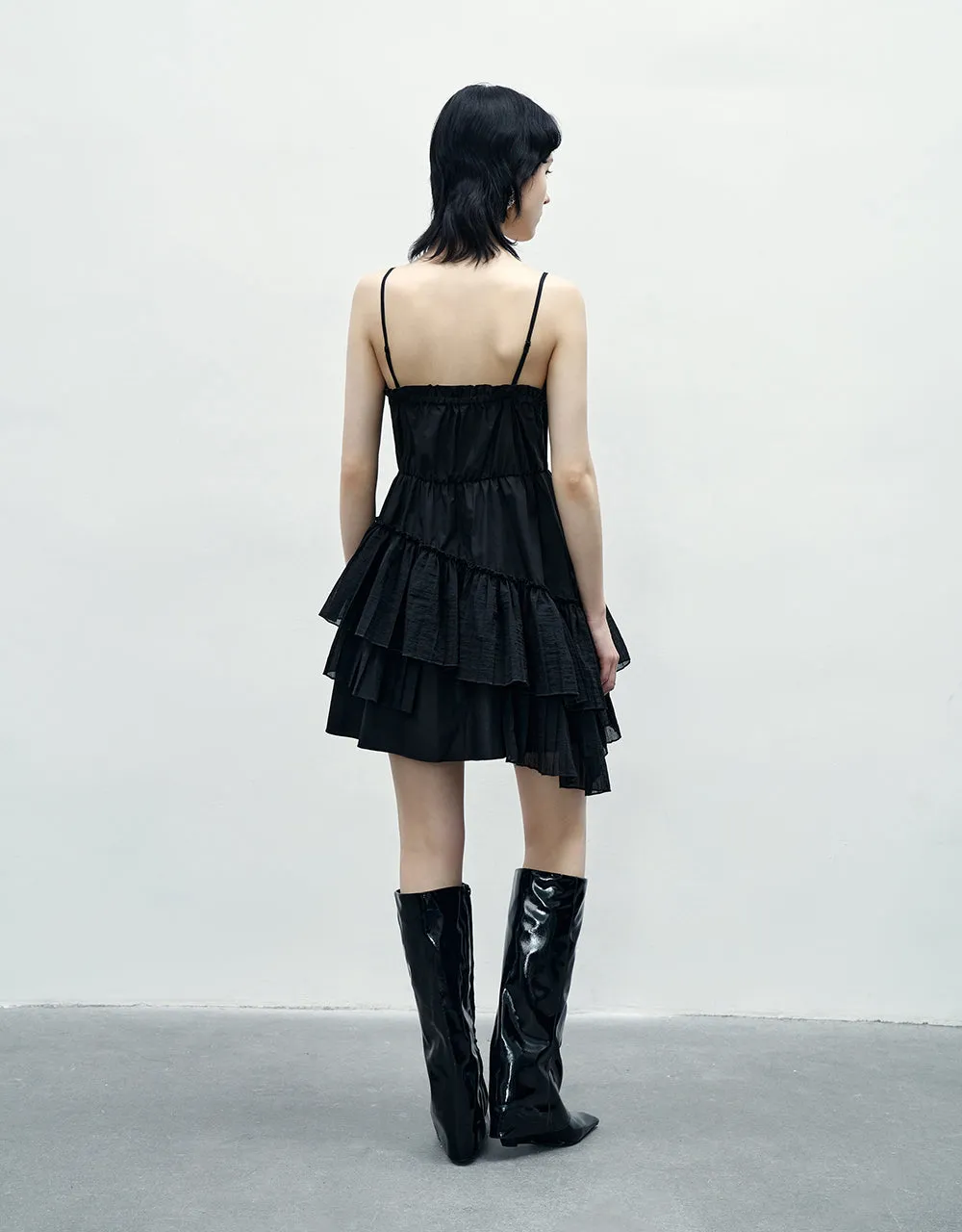 Sleeveless V-Neck A-Line Dress sold by Urban Revivo product image thumbnail 5