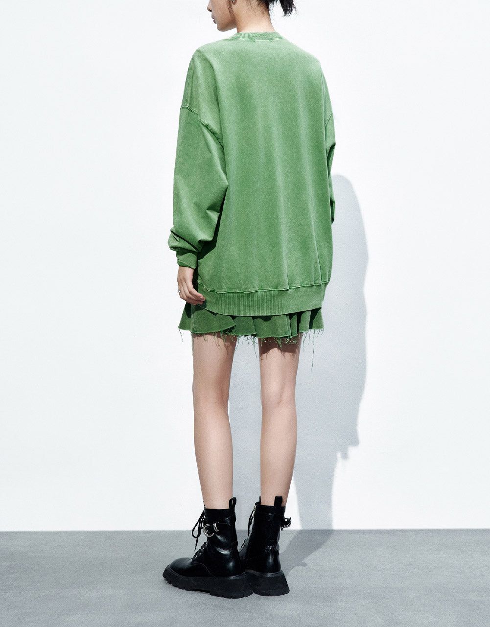Pleated Mini A-Line Denim Skirt sold by Urban Revivo product image thumbnail 5