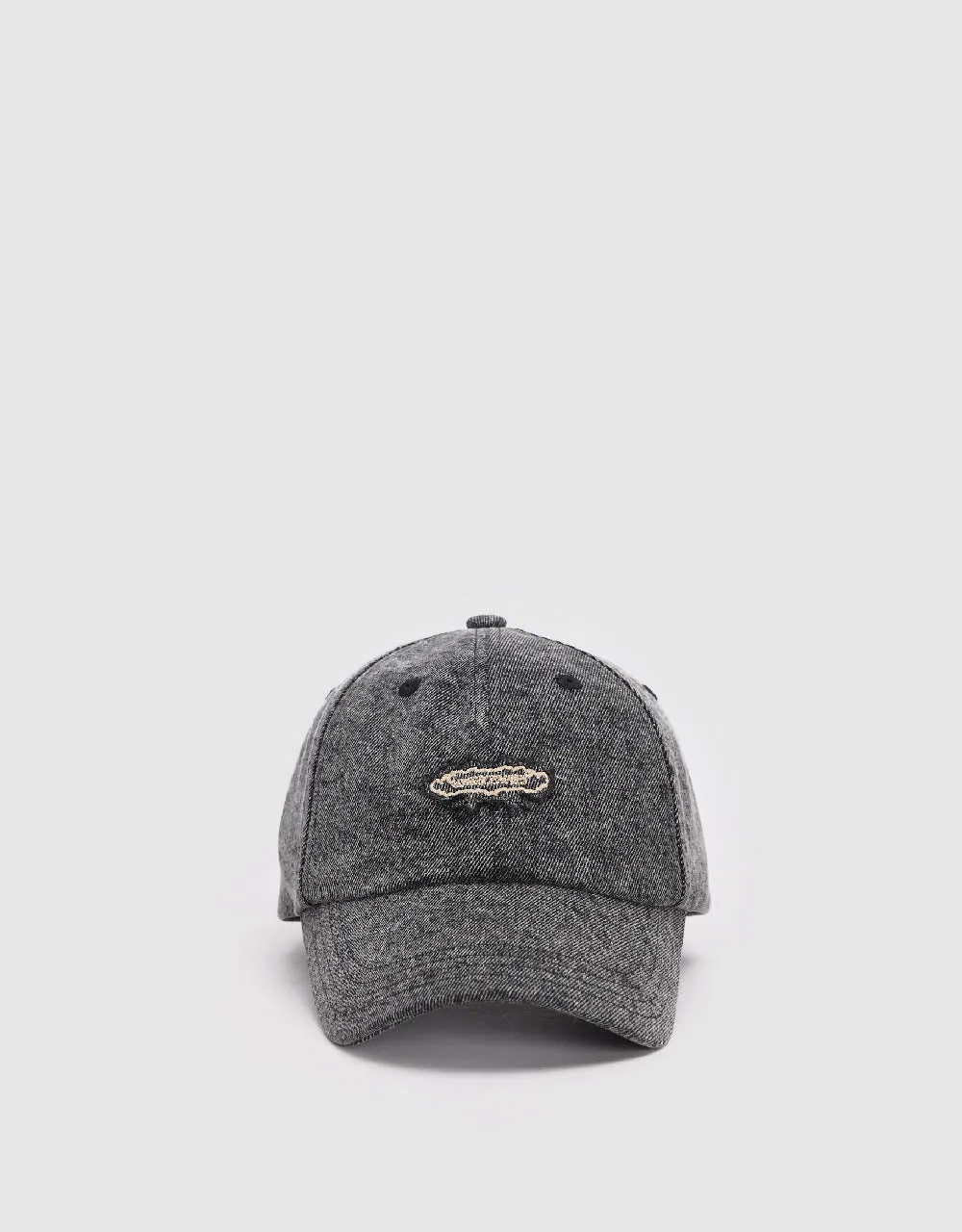 Baseball Cap sold by Urban Revivo