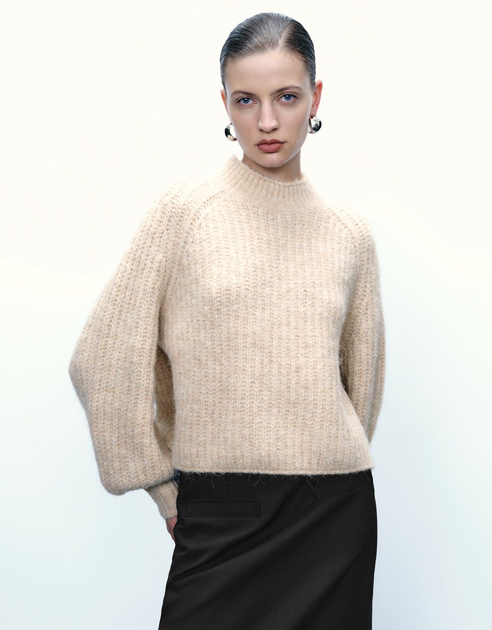 Raglan Sleeve Crew Neck Sweater sold by Urban Revivo