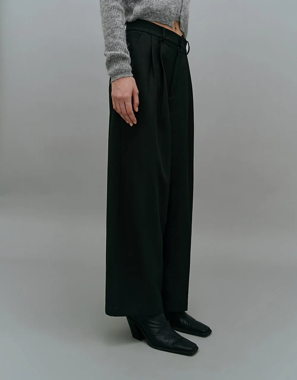 Tailored Wide-Leg Pants sold by Urban Revivo product image thumbnail 4