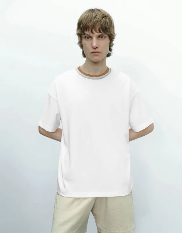 Knitted Crew Neck T-Shirt sold by Urban Revivo