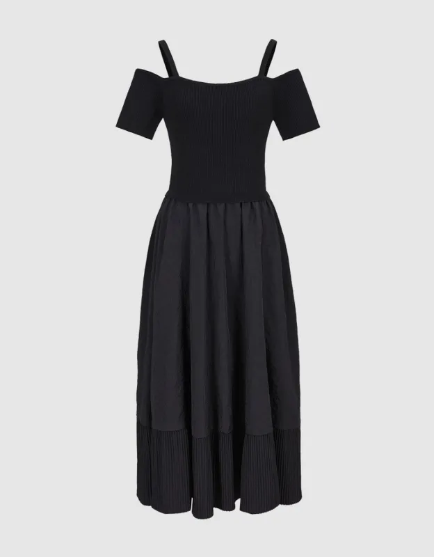 Contrast Ruffle Dress sold by Urban Revivo