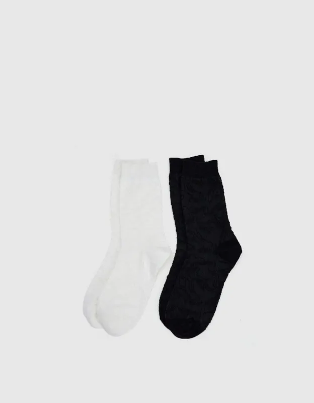 Embossed Mid-Length Socks sold by Urban Revivo