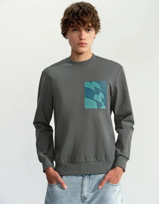 Loose Straight Sweatshirt sold by Urban Revivo