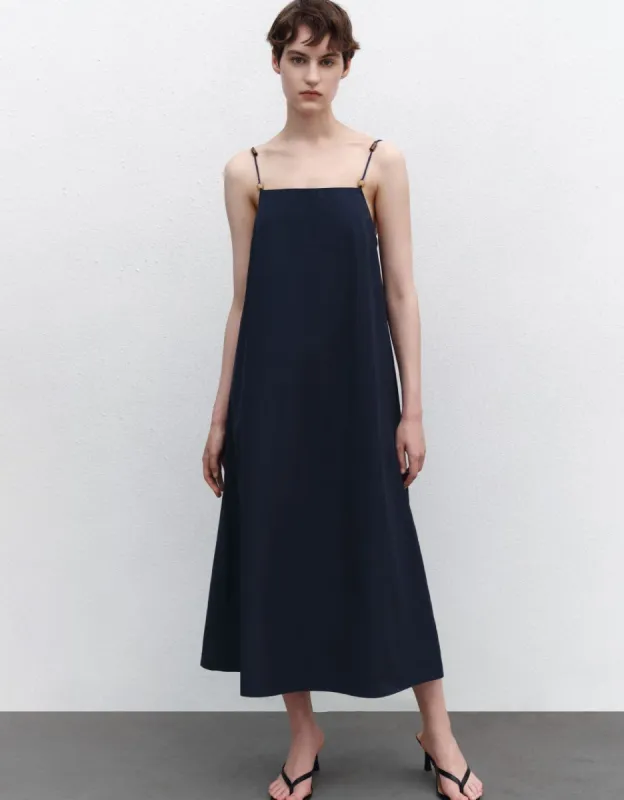 Sleeveless Square-cut Collar A-Line Dress sold by Urban Revivo