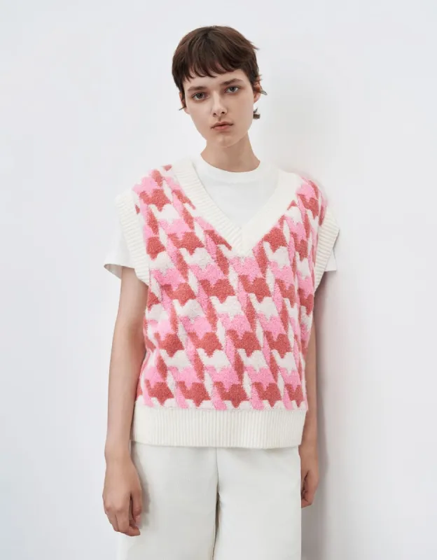 Houndstooth Sweater Vest sold by Urban Revivo