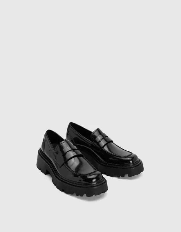 Vegan Leather Round Toe Pumps sold by Urban Revivo