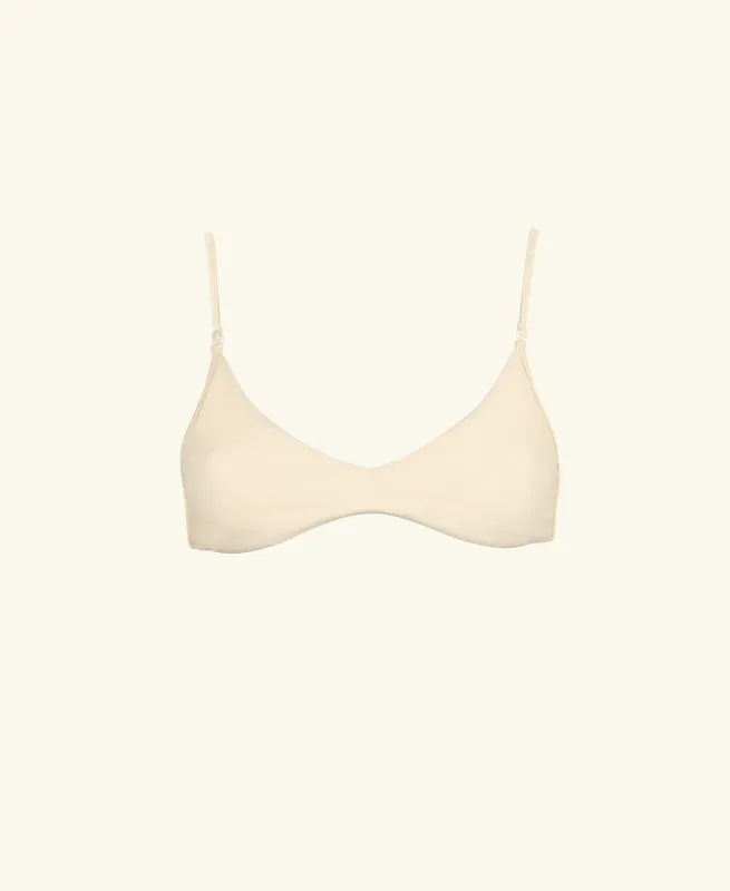 Dolores top casual blonde sold by DOLLA