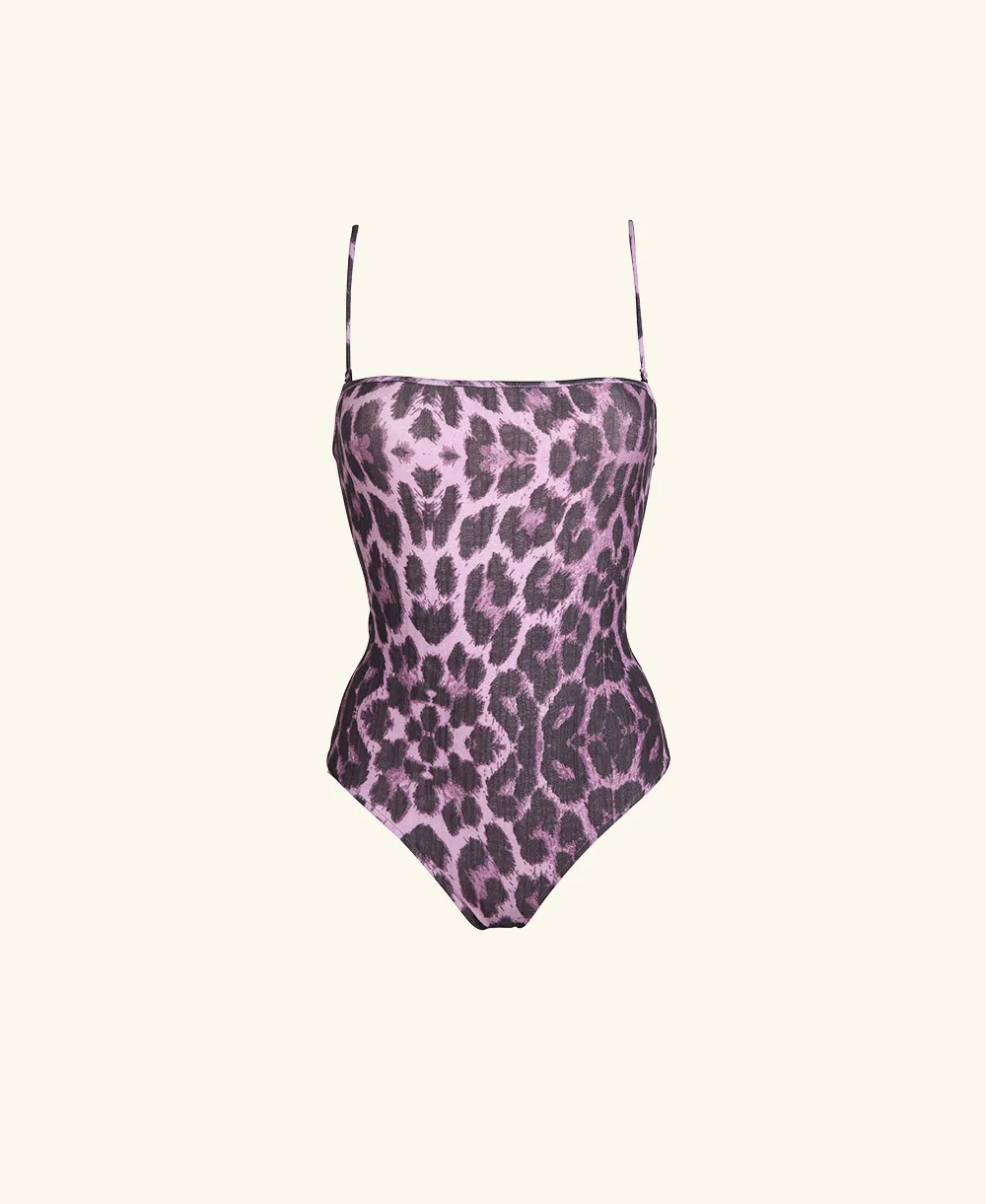 Lola glitz sold by DOLLA