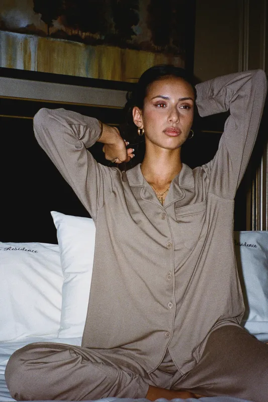 The RE ONA Sleep Set sold by RE ONA