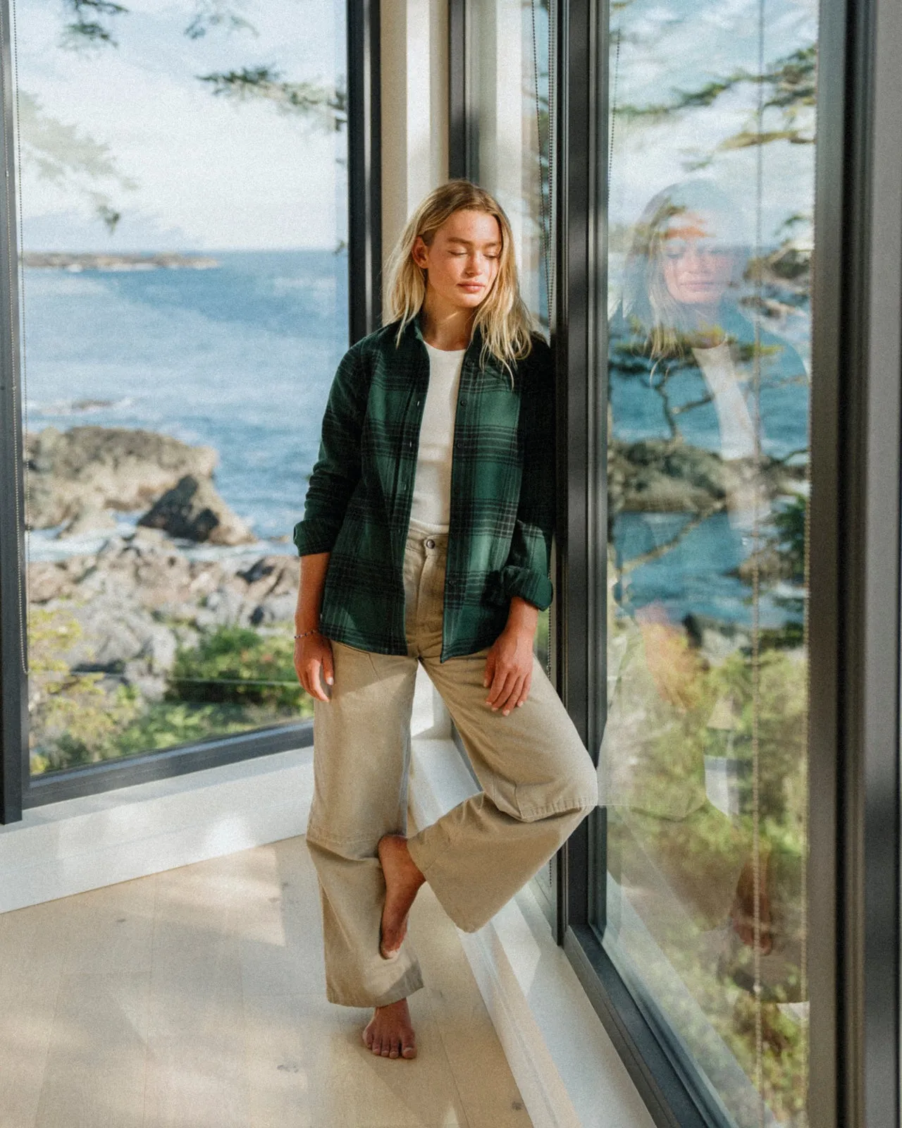 The Sunday Flannel sold by ANIÁN product image thumbnail 2