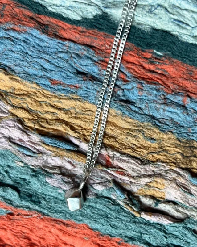 Sand necklace by La Manufacture made by atelier b