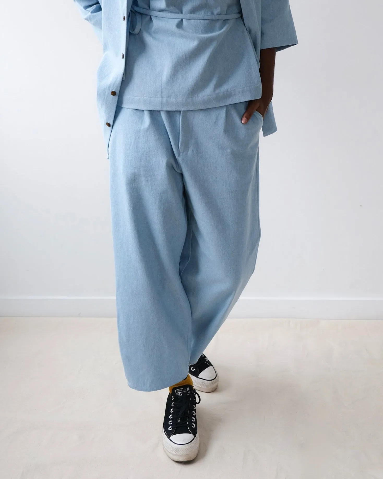 Balloon trousers No2434w, pale denim sold by atelier b product image thumbnail 5