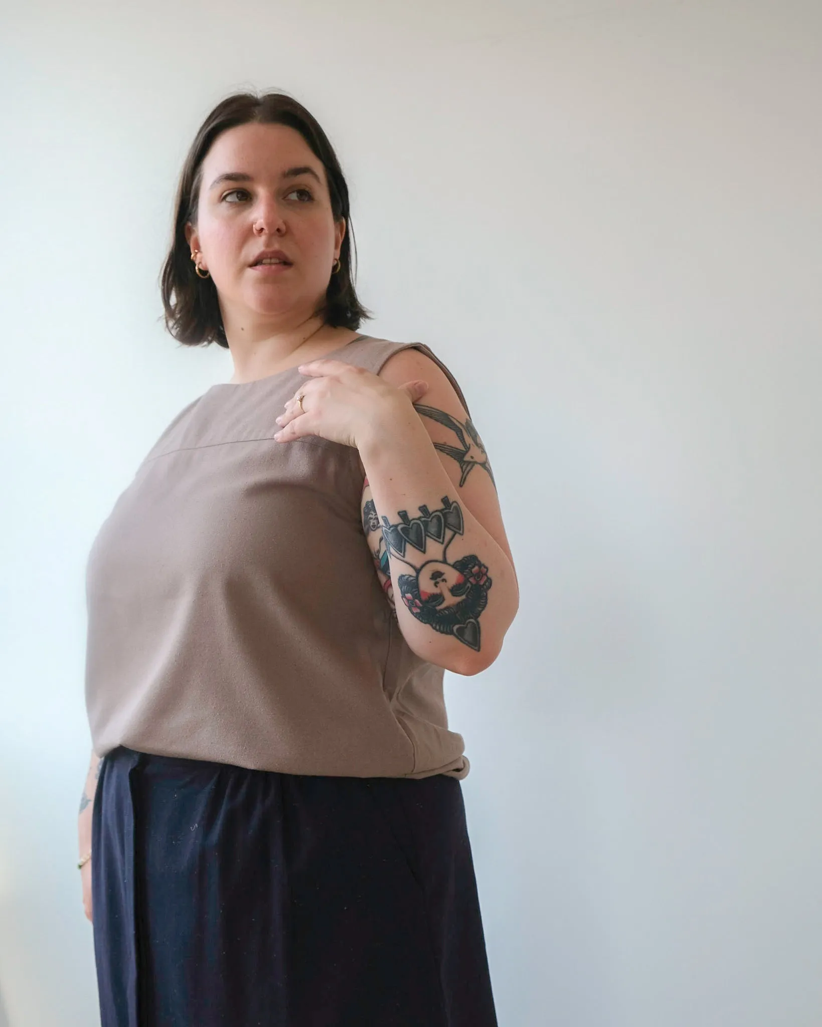 Boat neckline camisole No2418w sold by atelier b product image thumbnail 3