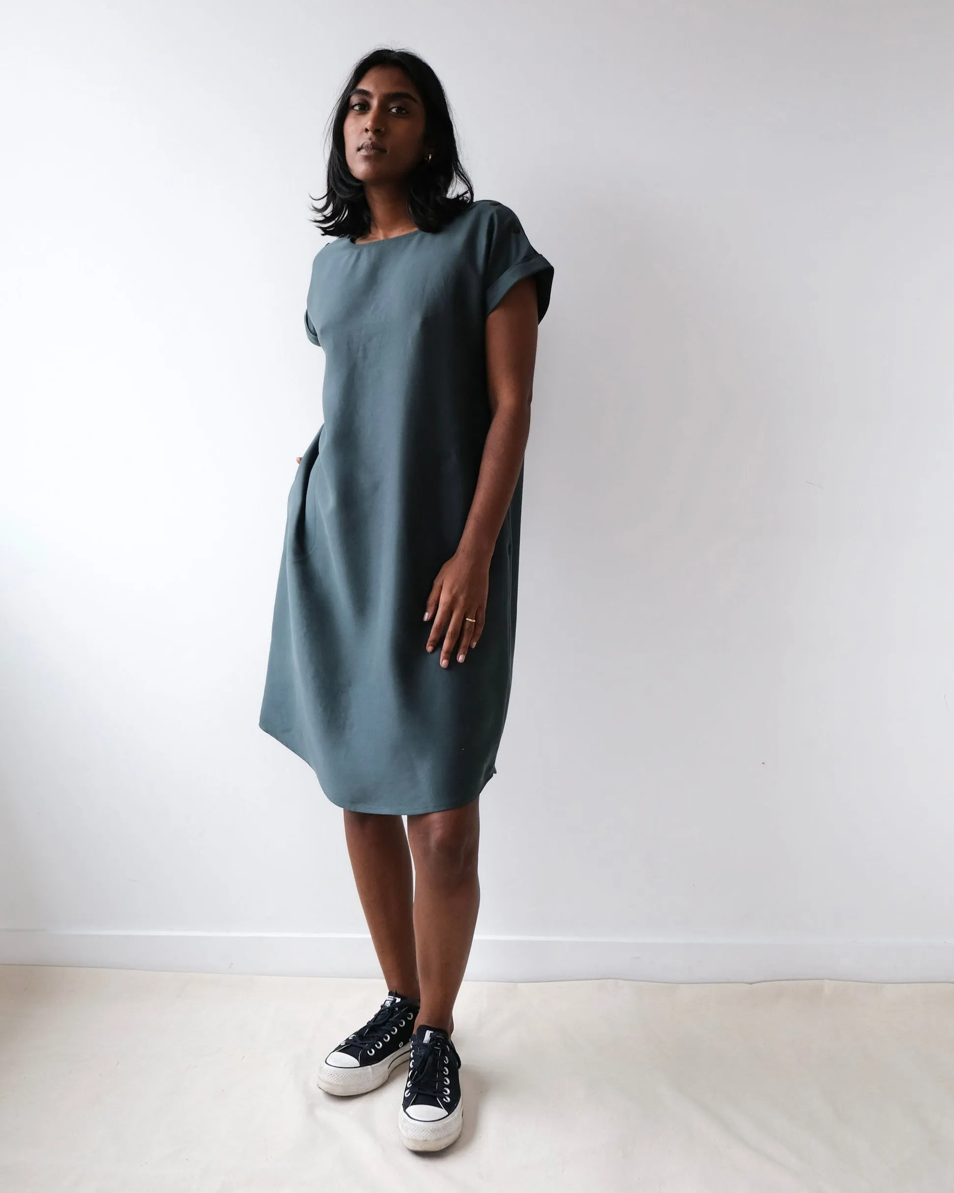 Straight-cut dress No2407w sold by atelier b