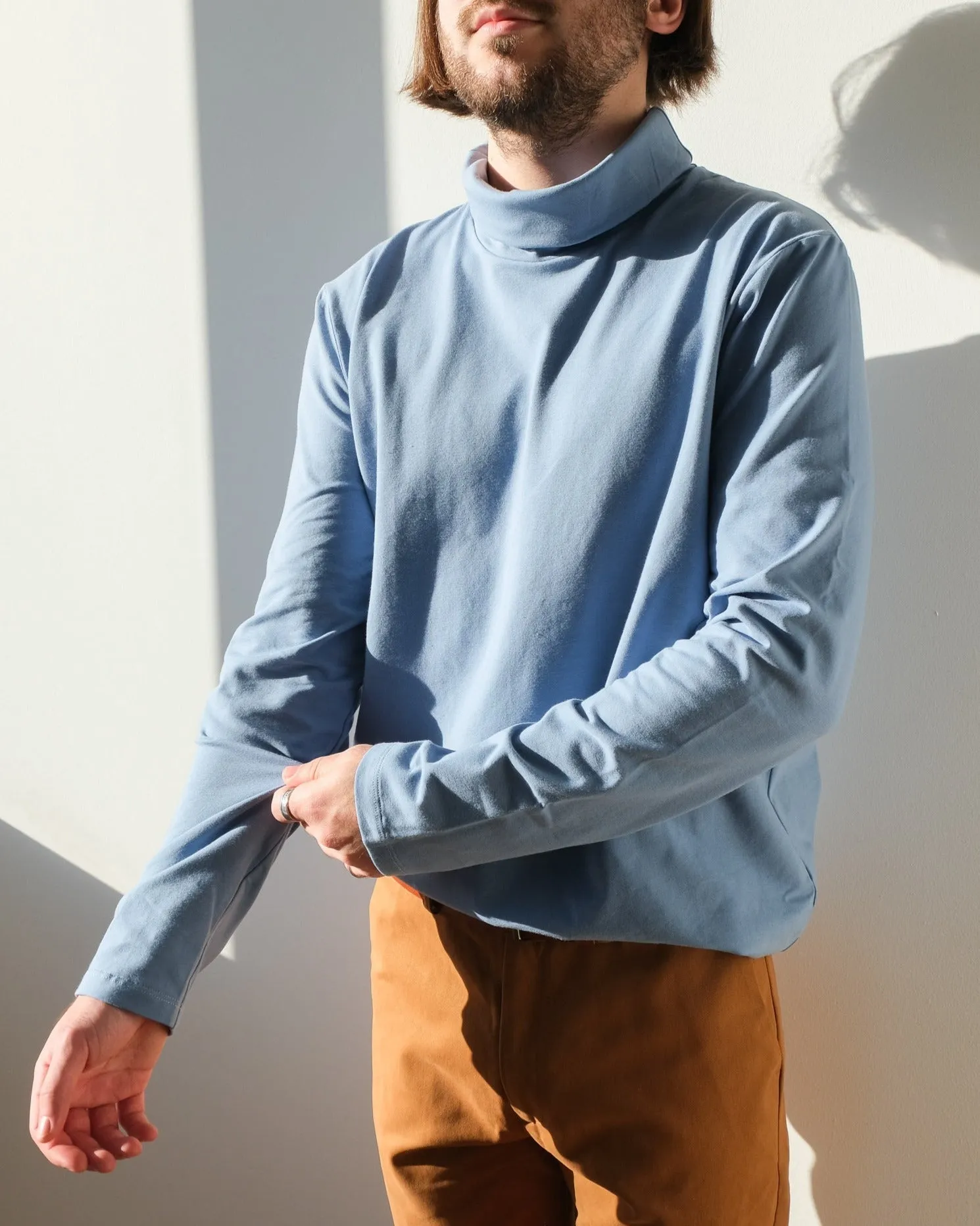 Turtleneck No2396m, 5 colours sold by atelier b