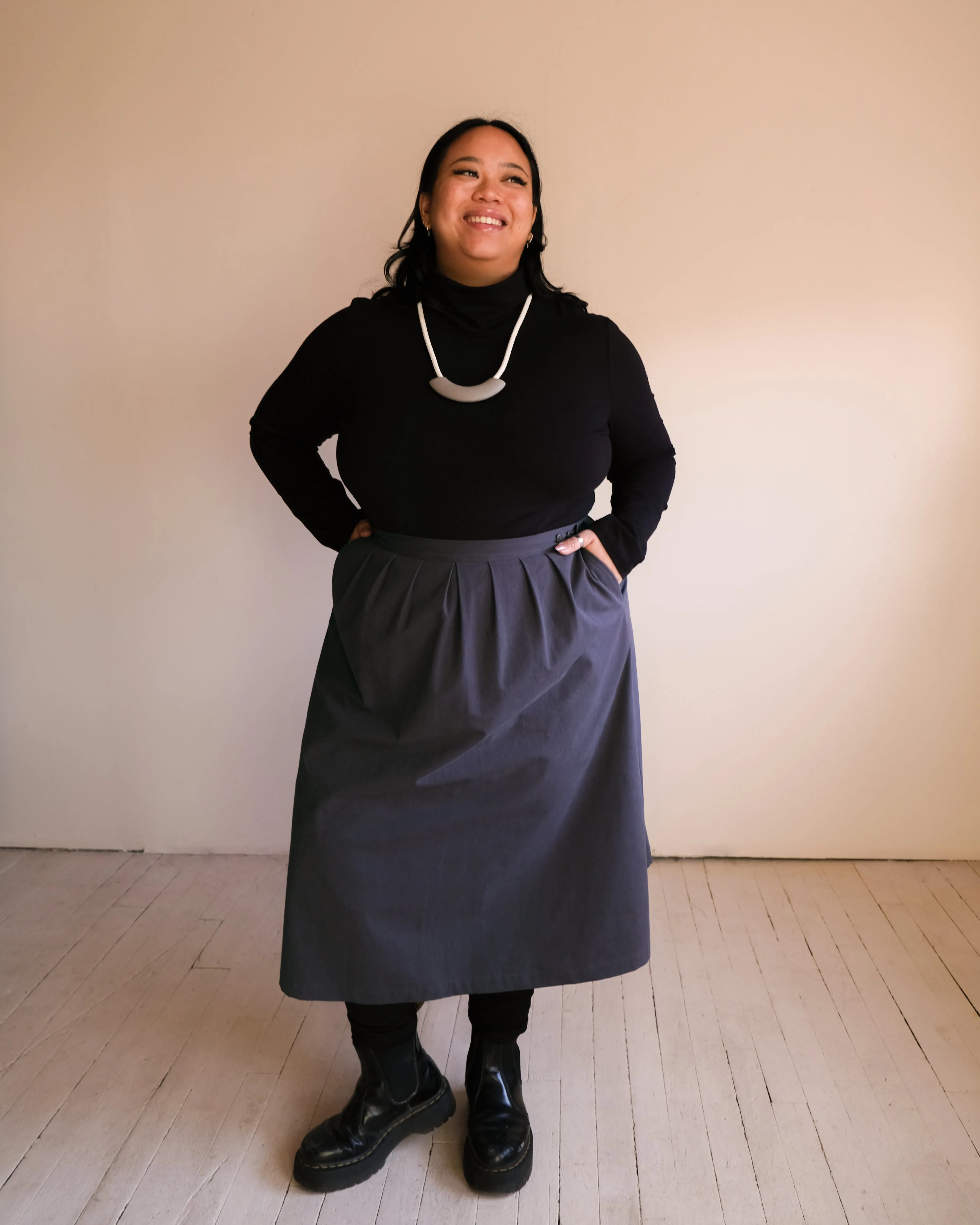 Wrap skirt No2456w, charcoal cotton sold by atelier b product image thumbnail 2