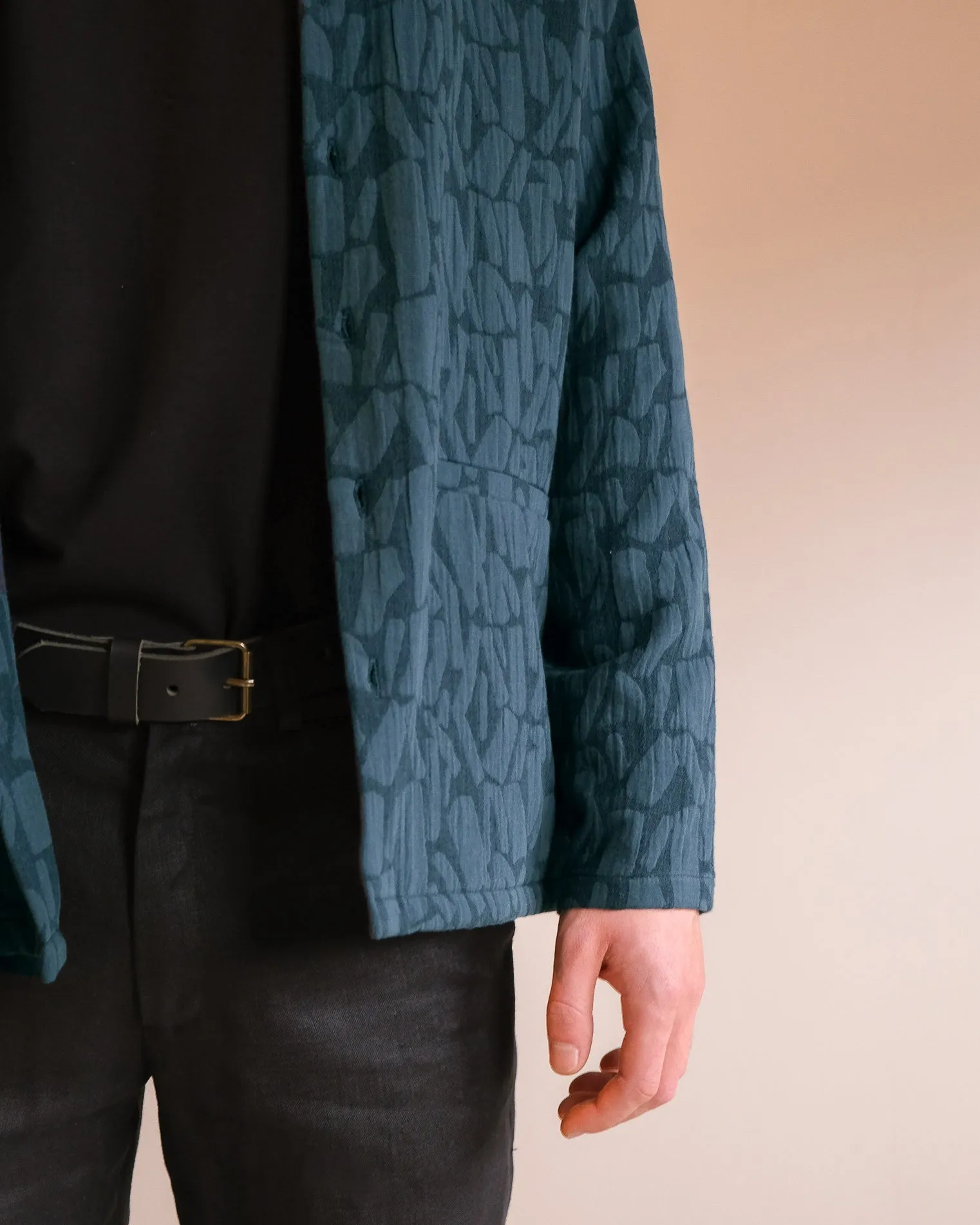 Unisexe cardigan No2452u, jacquard sold by atelier b product image thumbnail 3