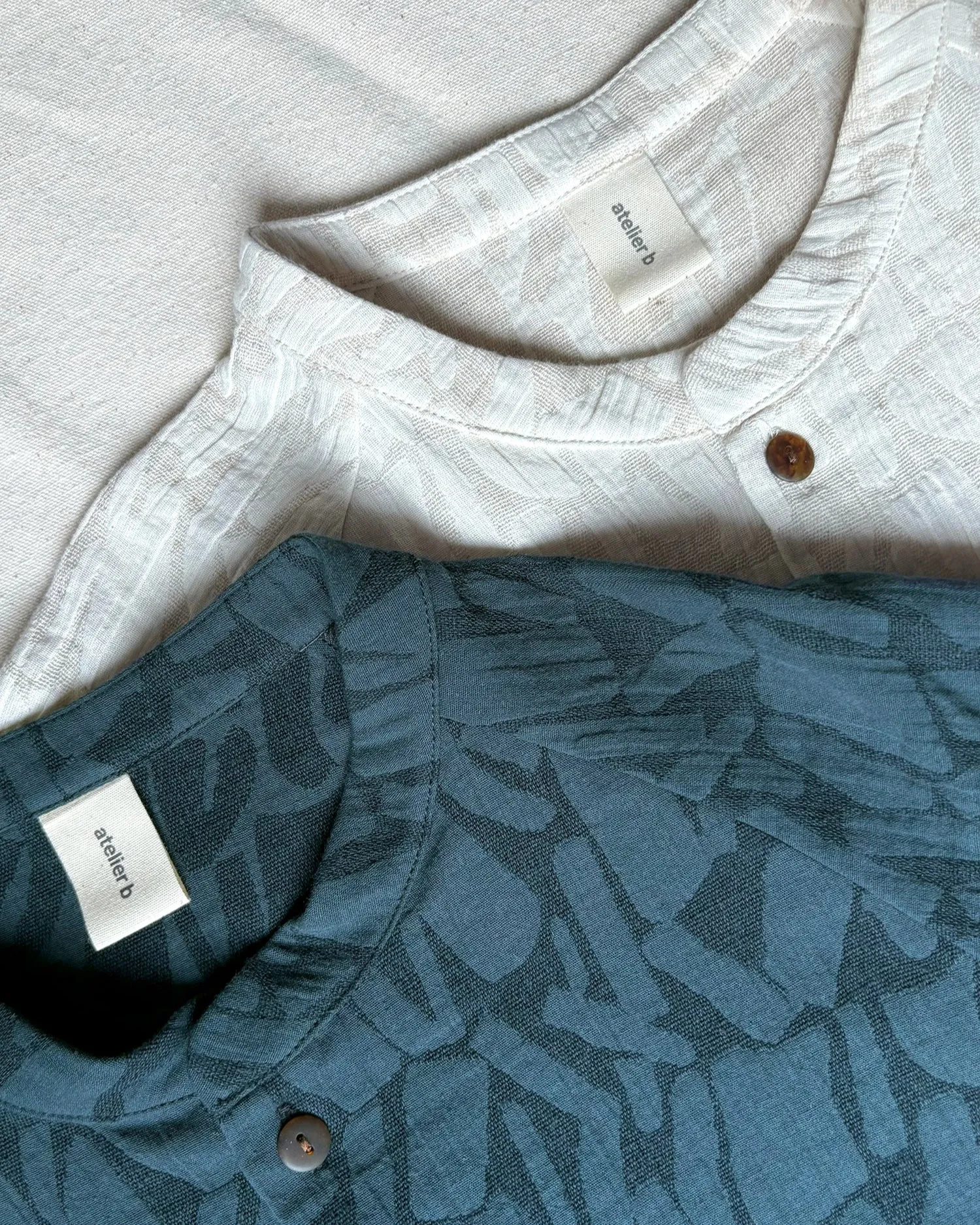 Unisexe cardigan No2452u, jacquard sold by atelier b product image thumbnail 5