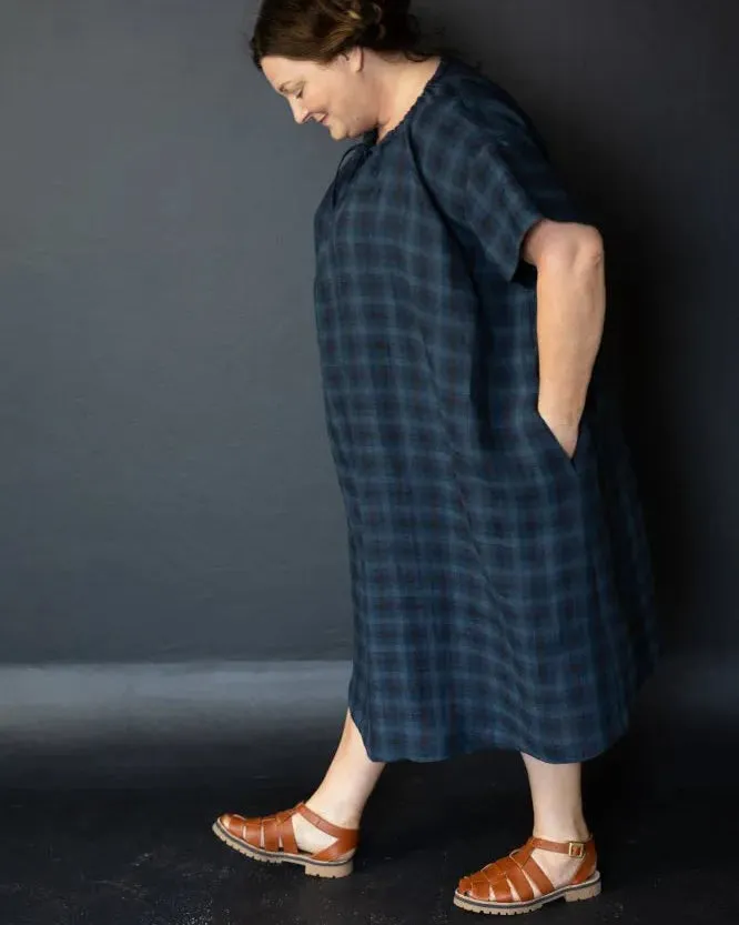 Pattern Clover dress or top by Merchant and Mills sold by atelier b product image thumbnail 5