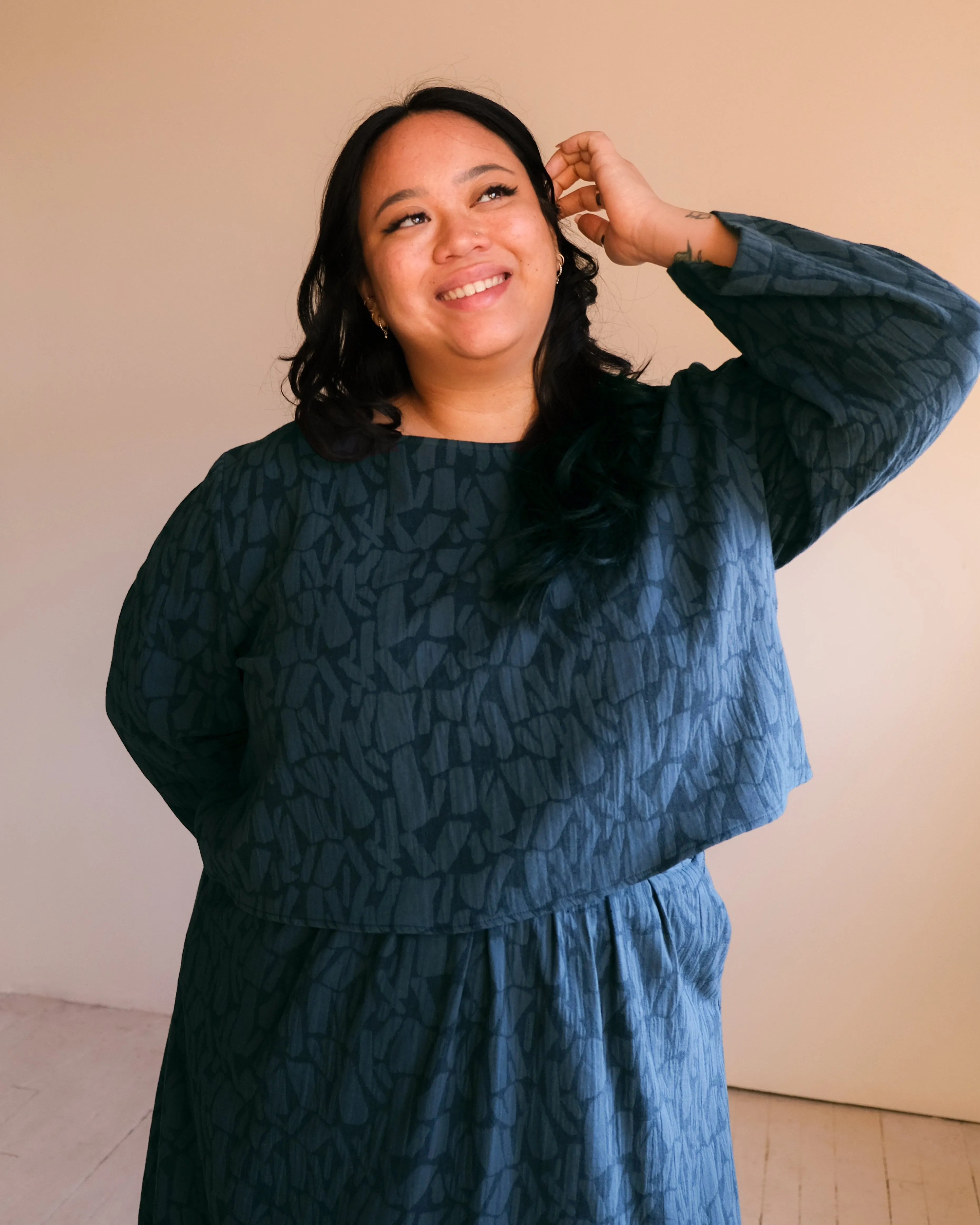 Textured crop top No2468w sold by atelier b