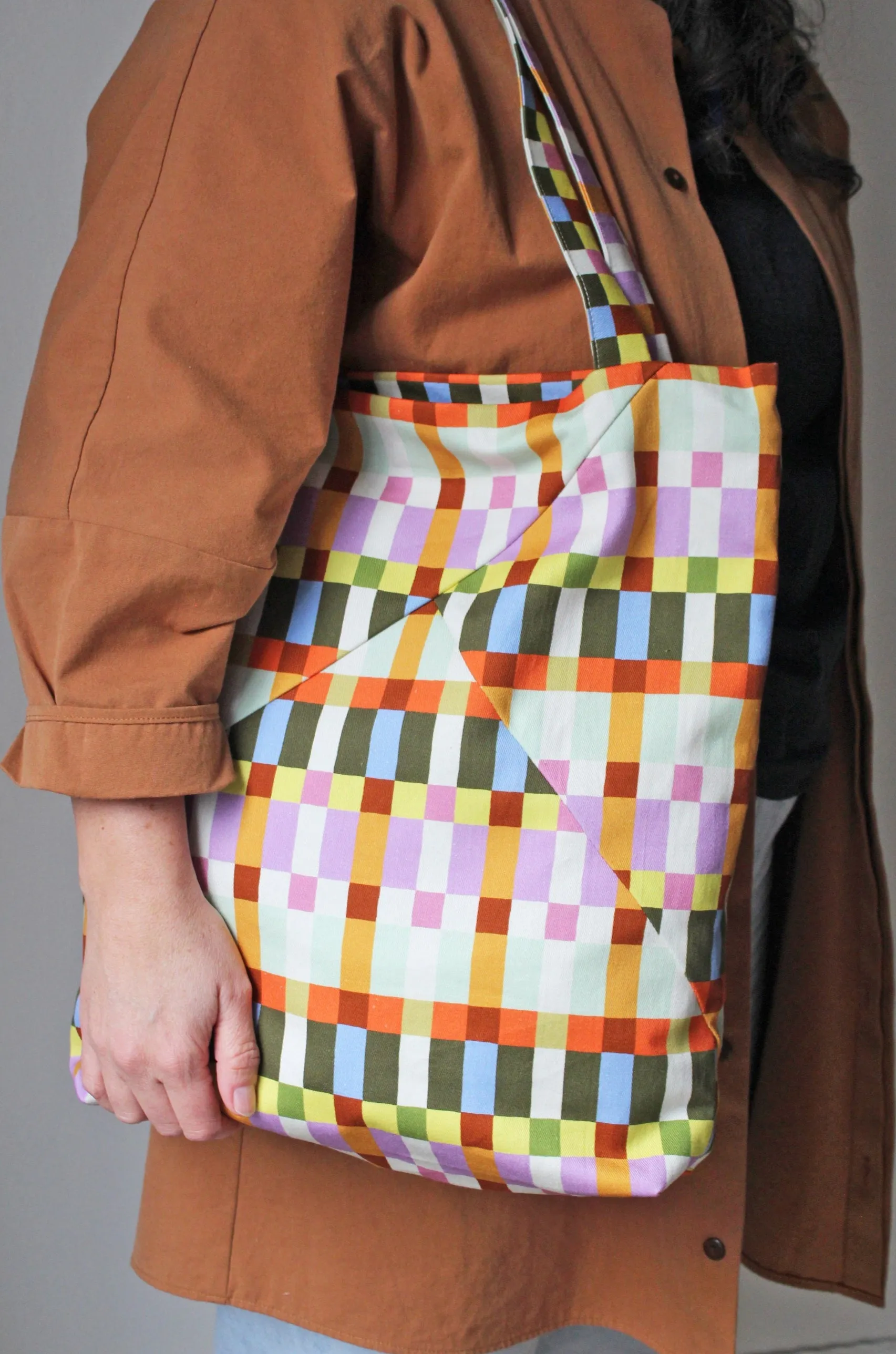 Tote No6041u, multicolored checkered sold by atelier b product image thumbnail 3